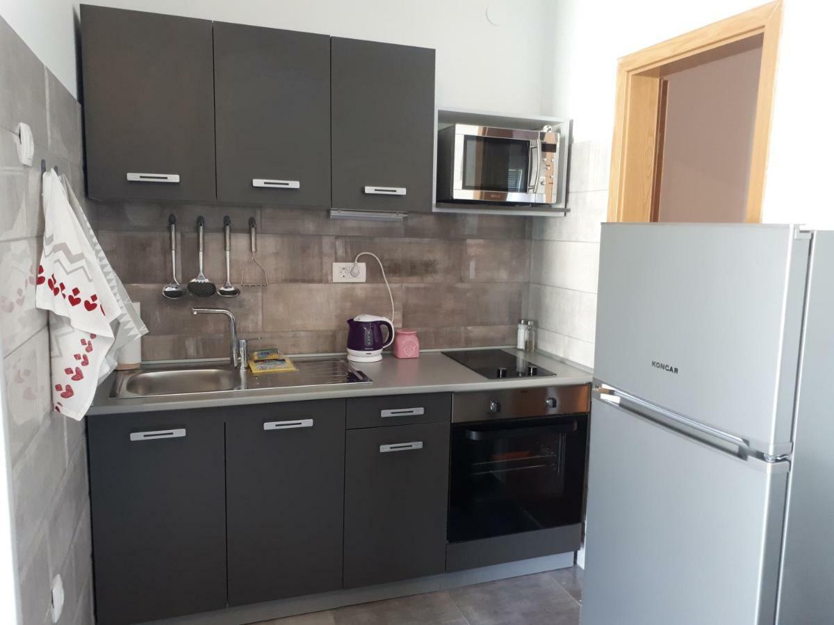 Apartmani Korina Starigrad Paklenica Εξωτερικό φωτογραφία