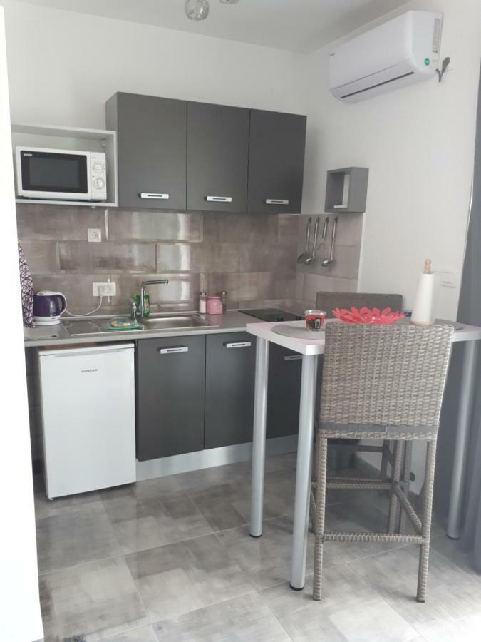 Apartmani Korina Starigrad Paklenica Εξωτερικό φωτογραφία