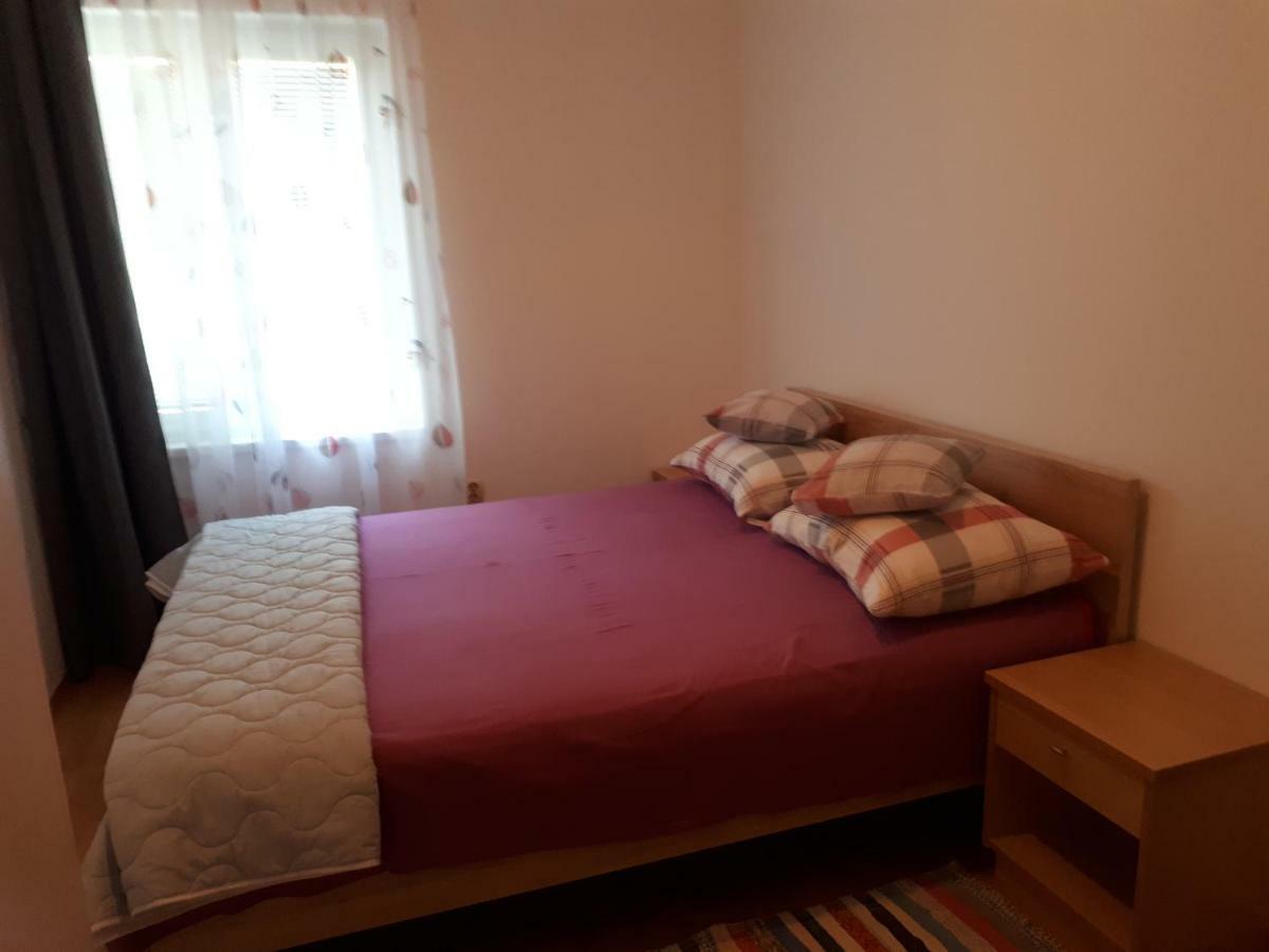 Apartmani Korina Starigrad Paklenica Εξωτερικό φωτογραφία